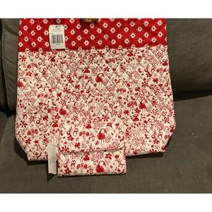 Quilted Christmas tote and matching wallet never used